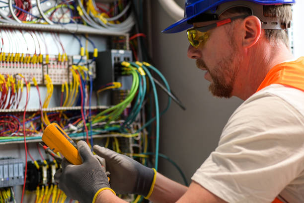 Best Circuit Breaker Repair  in Flat Rock, MI